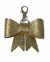 Afbeelding in Gallery-weergave laden, Keychain - Bow